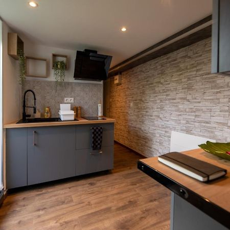 Naturel : Studio Calme Et Agreable Les Bordes Екстериор снимка