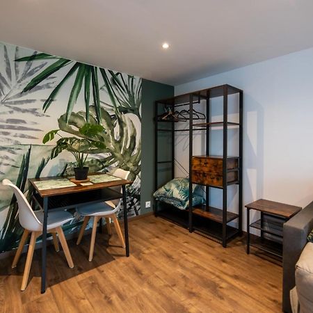 Naturel : Studio Calme Et Agreable Les Bordes Екстериор снимка
