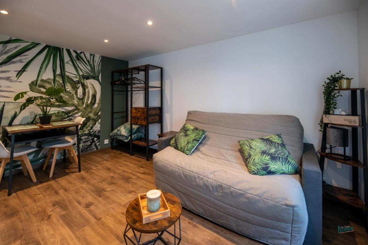 Naturel : Studio Calme Et Agreable Les Bordes Екстериор снимка